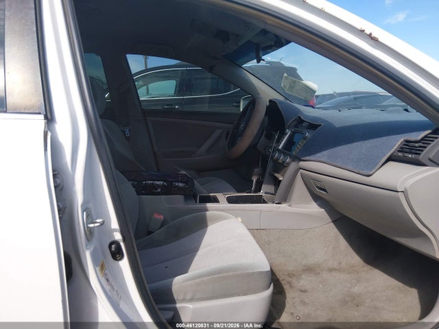 46120831 :رقم المزاد ، 4T1BF3EK5BU642904 vin ، 2011 Toyota Camry Le مزاد بيع