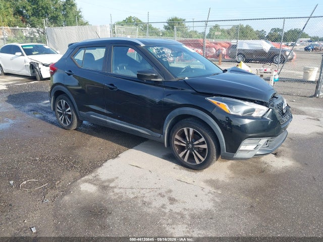 46120845 :رقم المزاد ، 3N1CP5CU5KL568841 vin ، 2019 Nissan Kicks Sr مزاد بيع