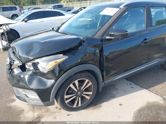 46120845 :رقم المزاد ، 3N1CP5CU5KL568841 vin ، 2019 Nissan Kicks Sr مزاد بيع