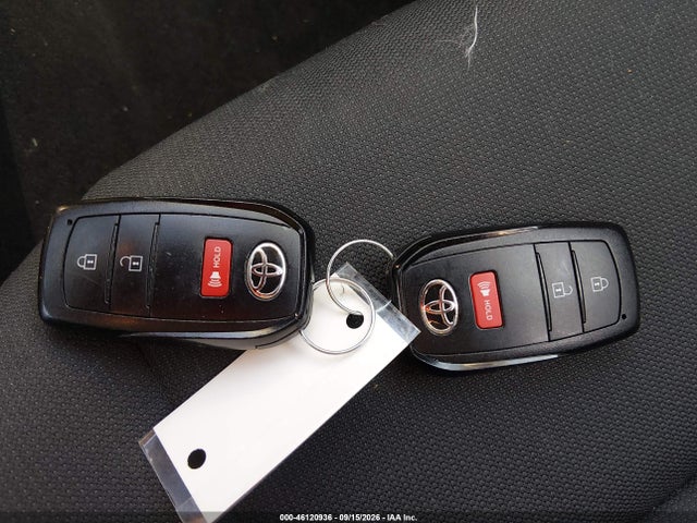 Продаж на аукціоні авто 2022 Toyota Corolla Cross Le, vin: 7MUCAABG5NV022869, номер лоту: 46120936