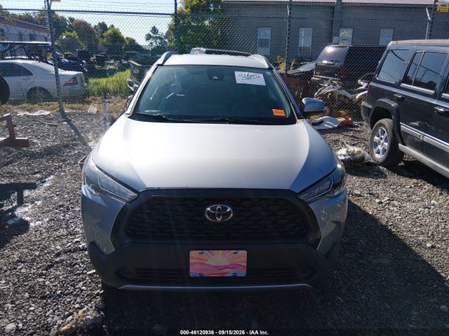 Продаж на аукціоні авто 2022 Toyota Corolla Cross Le, vin: 7MUCAABG5NV022869, номер лоту: 46120936
