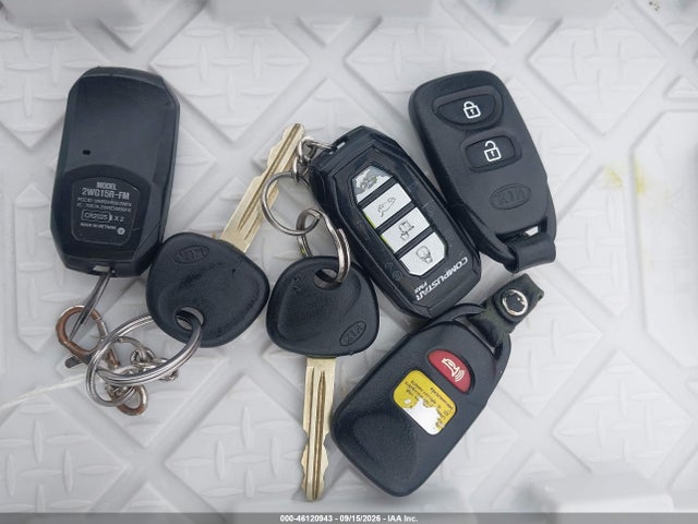 46120943 :رقم المزاد ، KNDJT2A2XA7072260 vin ، 2010 Kia Soul + مزاد بيع