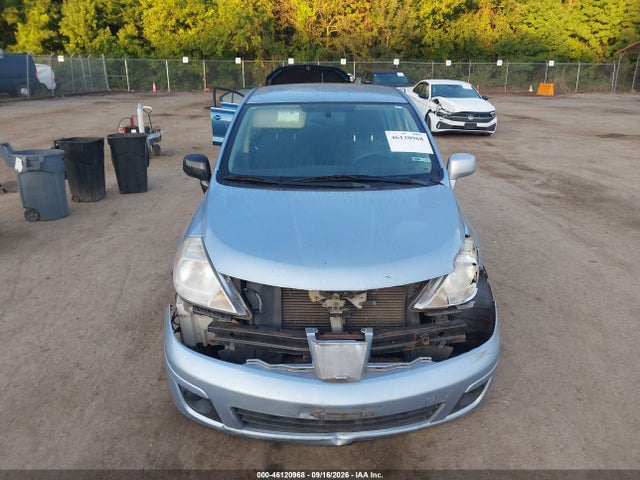46120968 :رقم المزاد ، 3N1BC1CP4BL423638 vin ، 2011 Nissan Versa 1.8s مزاد بيع