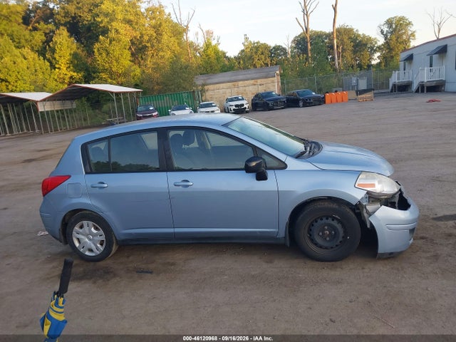 46120968 :رقم المزاد ، 3N1BC1CP4BL423638 vin ، 2011 Nissan Versa 1.8s مزاد بيع