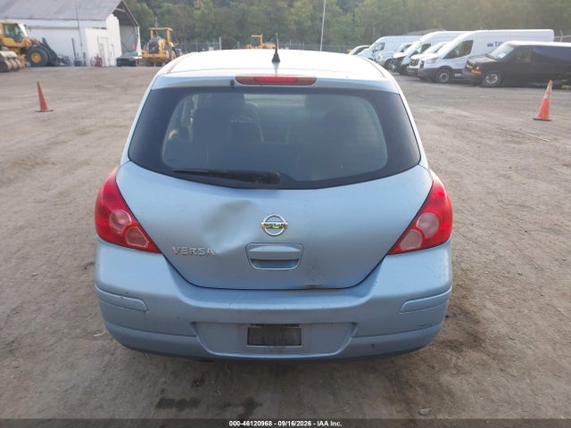 46120968 :رقم المزاد ، 3N1BC1CP4BL423638 vin ، 2011 Nissan Versa 1.8s مزاد بيع