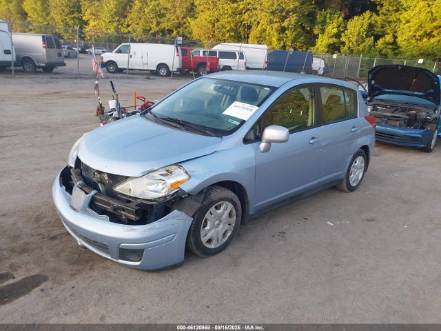 46120968 :رقم المزاد ، 3N1BC1CP4BL423638 vin ، 2011 Nissan Versa 1.8s مزاد بيع