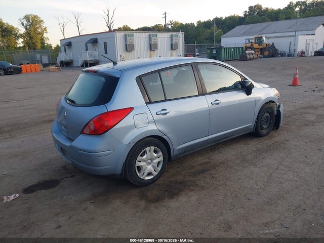 46120968 :رقم المزاد ، 3N1BC1CP4BL423638 vin ، 2011 Nissan Versa 1.8s مزاد بيع