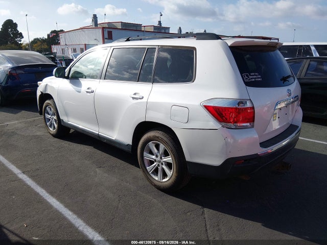 Aukcja sprzedaży 2011 Toyota Highlander Se V6, vin: 5TDBK3EH2BS055715, numer aukcji: 46120975