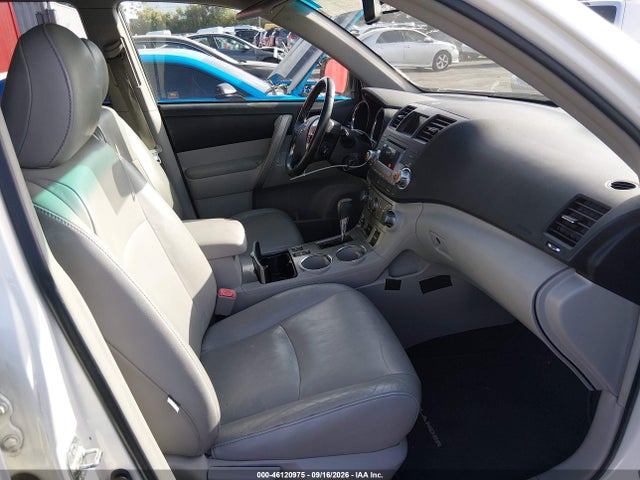 Aukcja sprzedaży 2011 Toyota Highlander Se V6, vin: 5TDBK3EH2BS055715, numer aukcji: 46120975