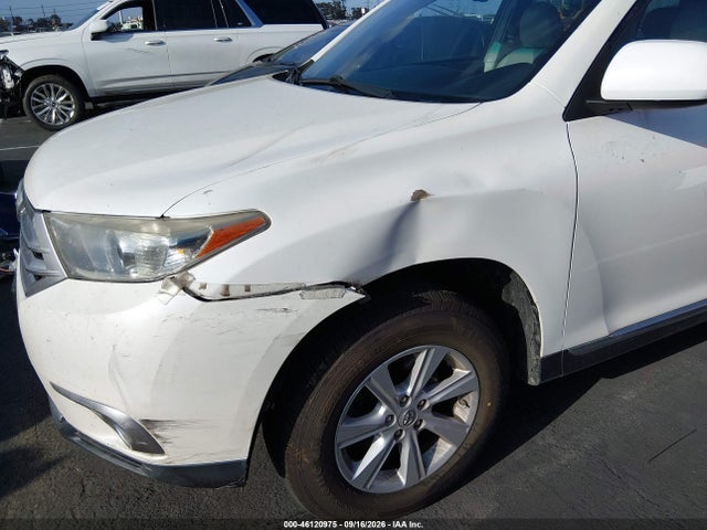 Aukcja sprzedaży 2011 Toyota Highlander Se V6, vin: 5TDBK3EH2BS055715, numer aukcji: 46120975
