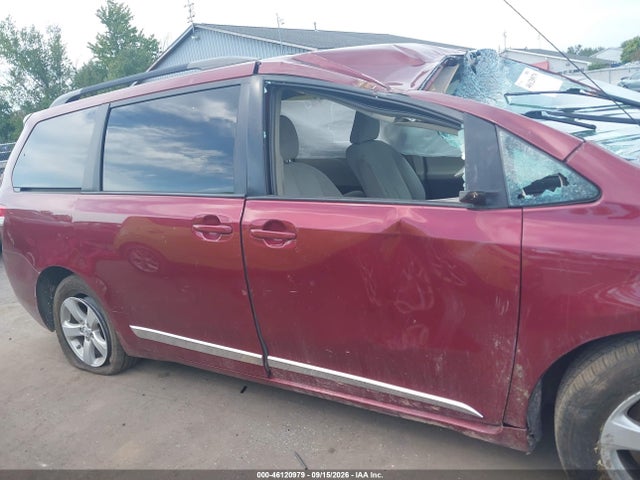 Продажа на аукционе авто 2014 Toyota Sienna Le V6 8 Passenger, vin: 5TDKK3DC6ES526839, номер лота: 46120979