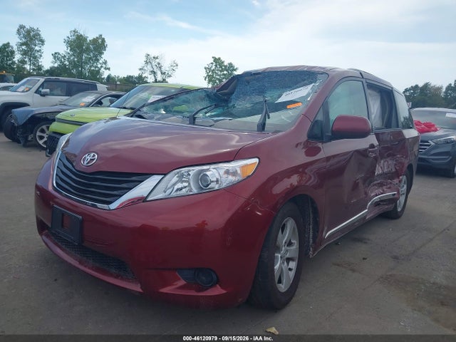 Продажа на аукционе авто 2014 Toyota Sienna Le V6 8 Passenger, vin: 5TDKK3DC6ES526839, номер лота: 46120979