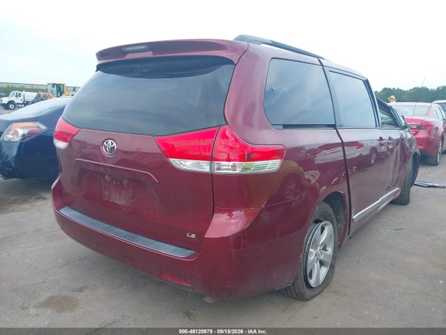 Продажа на аукционе авто 2014 Toyota Sienna Le V6 8 Passenger, vin: 5TDKK3DC6ES526839, номер лота: 46120979