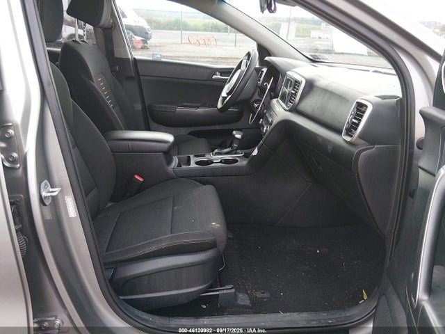 2020 Kia Sportage Lx მანქანა იყიდება აუქციონზე, vin: KNDPMCAC2L7790734, აუქციონის ნომერი: 46120982
