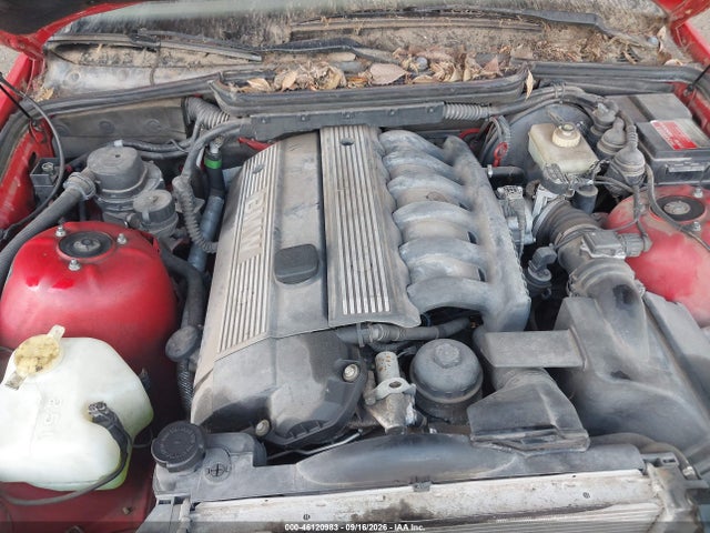46120983 :رقم المزاد ، WBACD3323WAV22752 vin ، 1998 Bmw 328i مزاد بيع