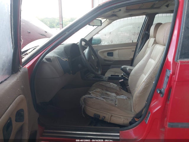 46120983 :رقم المزاد ، WBACD3323WAV22752 vin ، 1998 Bmw 328i مزاد بيع