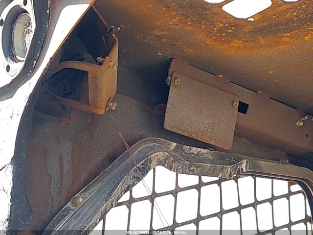 46120998 :رقم المزاد ، 1T0331GMPRF459510 vin ، 2024 John Deere Skidsteer 331g مزاد بيع