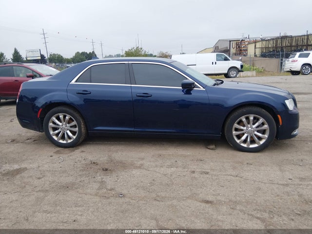 Aukcja sprzedaży 2016 Chrysler 300 Limited, vin: 2C3CCARG2GH261568, numer aukcji: 46121010