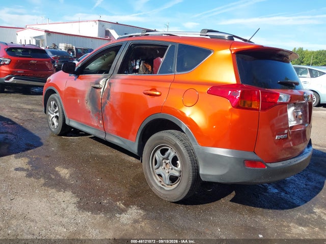 46121072 :رقم المزاد ، JTMZFREV6FJ037541 vin ، 2015 Toyota Rav4 Le مزاد بيع