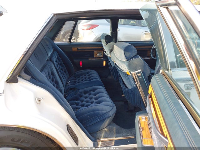 46121126 :رقم المزاد ، 1G6KS698XFE835228 vin ، 1985 Cadillac Seville مزاد بيع