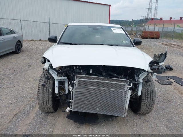 46121170 :رقم المزاد ، SADFL2FX0R1049356 vin ، 2024 Jaguar E-pace R-dynamic Se P250 Awd Automatic مزاد بيع