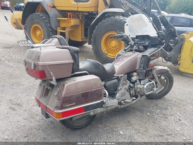 46121172 :رقم المزاد ، 1HFSC1429GA218952 vin ، 1986 Honda Gl1200 A مزاد بيع