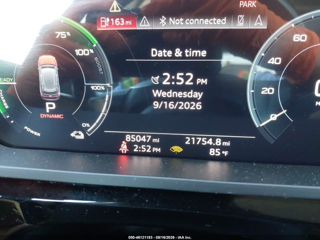 46121193 :رقم المزاد ، WA1VAAGE3KB006032 vin ، 2019 Audi E-tron Premium Plus مزاد بيع