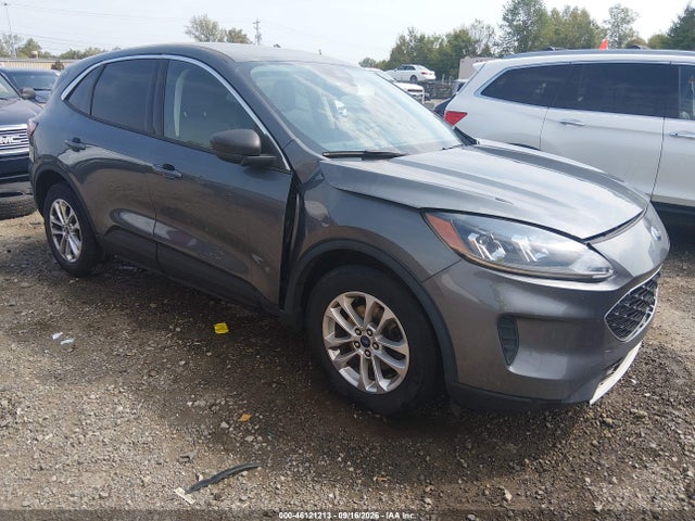 Продажа на аукционе авто 2022 Ford Escape Se, vin: 1FMCU0G62NUB09650, номер лота: 46121213