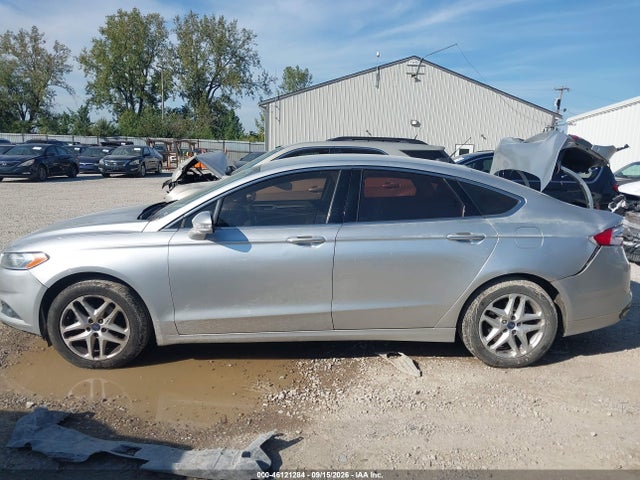 46121284 :رقم المزاد ، 3FA6P0T95GR301475 vin ، 2016 Ford Fusion Se مزاد بيع