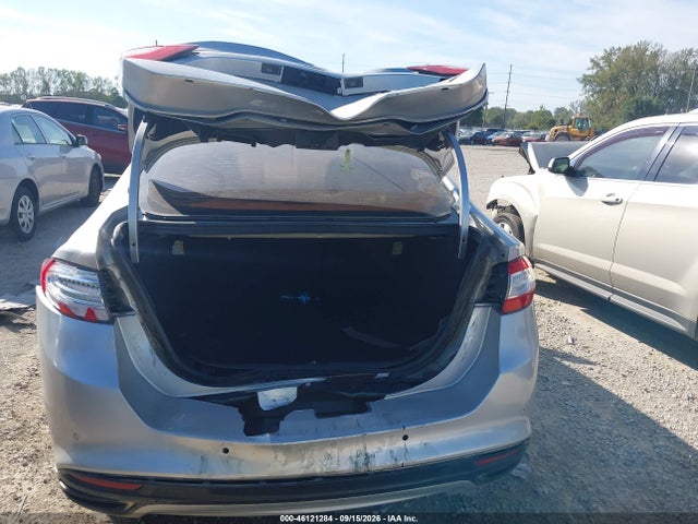 46121284 :رقم المزاد ، 3FA6P0T95GR301475 vin ، 2016 Ford Fusion Se مزاد بيع