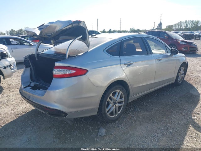 46121284 :رقم المزاد ، 3FA6P0T95GR301475 vin ، 2016 Ford Fusion Se مزاد بيع