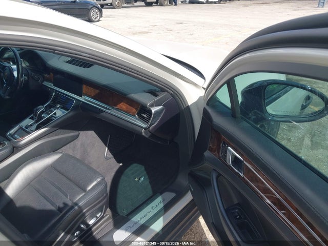 46121349 :رقم المزاد ، WP0CF2A70JL196136 vin ، 2018 Porsche Panamera Sport Turismo Turbo مزاد بيع