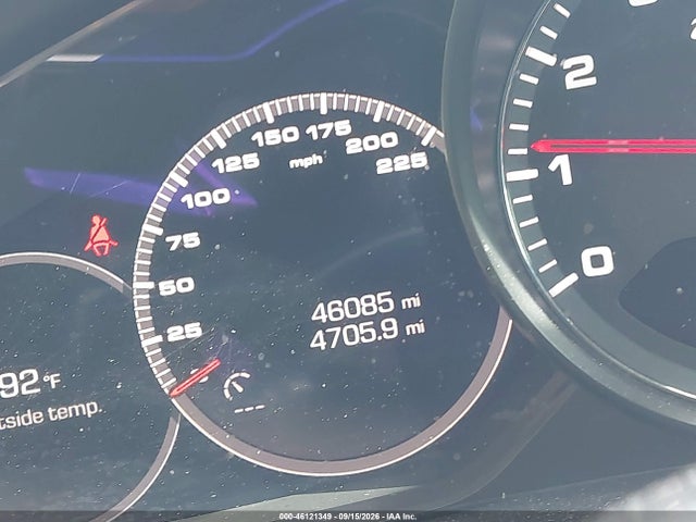 46121349 :رقم المزاد ، WP0CF2A70JL196136 vin ، 2018 Porsche Panamera Sport Turismo Turbo مزاد بيع