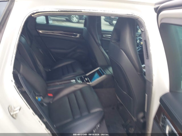 46121349 :رقم المزاد ، WP0CF2A70JL196136 vin ، 2018 Porsche Panamera Sport Turismo Turbo مزاد بيع