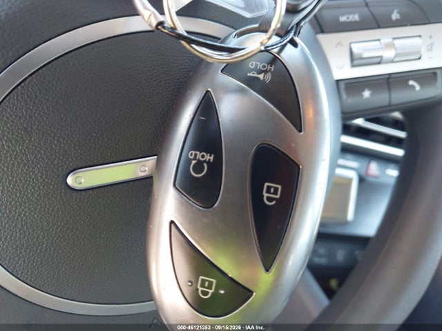 Продажа на аукционе авто 2026 Hyundai Sonata Hybrid/blue, vin: KMHL24JJ7TA135699, номер лота: 46121353