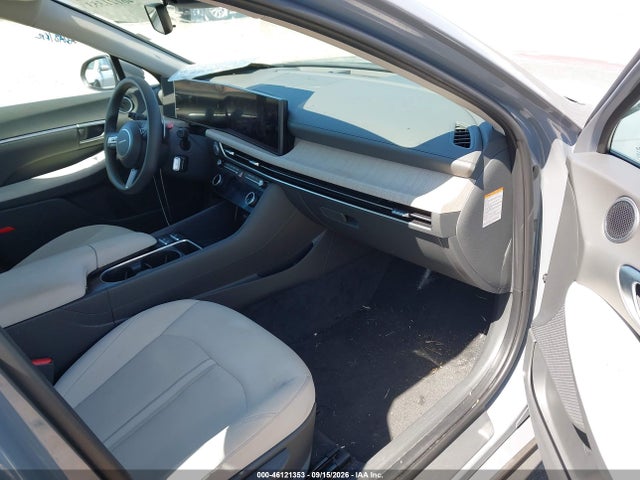 Продажа на аукционе авто 2026 Hyundai Sonata Hybrid/blue, vin: KMHL24JJ7TA135699, номер лота: 46121353