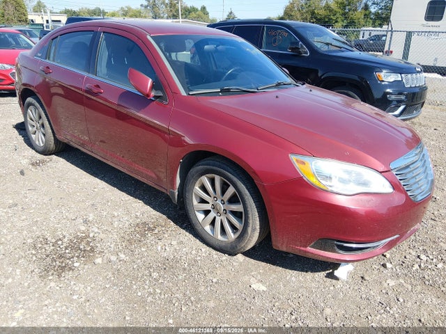 46121369 :رقم المزاد ، 1C3CCBBBXDN578201 vin ، 2013 Chrysler 200 Touring مزاد بيع