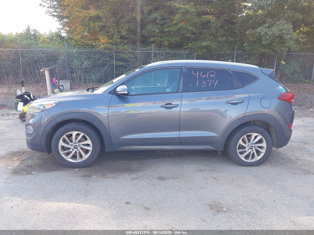 2016 Hyundai Tucson Limited/sport And Eco/se მანქანა იყიდება აუქციონზე, vin: KM8J3CA25GU024015, აუქციონის ნომერი: 46121374