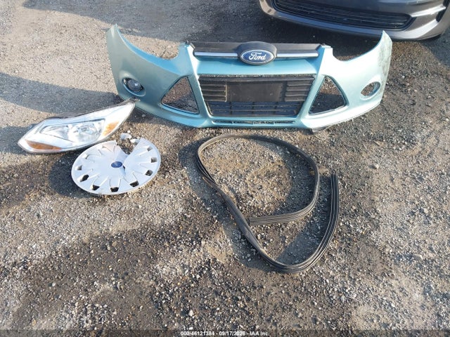 46121384 :رقم المزاد ، 1FAHP3F27CL283465 vin ، 2012 Ford Focus Se مزاد بيع