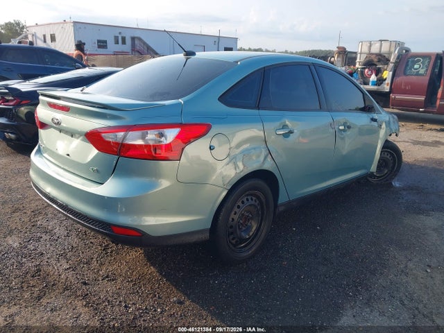 46121384 :رقم المزاد ، 1FAHP3F27CL283465 vin ، 2012 Ford Focus Se مزاد بيع