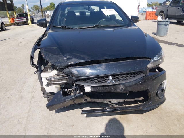 46121388 :رقم المزاد ، JA32U2FU3HU010558 vin ، 2017 Mitsubishi Lancer Es مزاد بيع