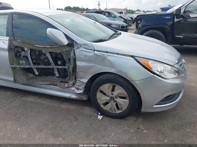 46121425 :رقم المزاد ، 5NPEB4ACXEH818992 vin ، 2014 Hyundai Sonata Gls مزاد بيع