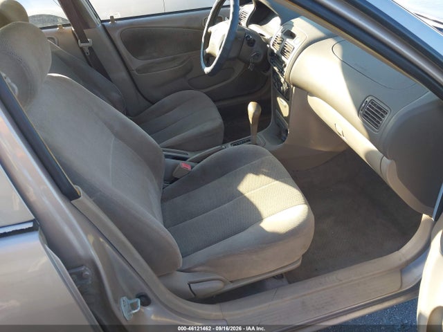 46121462 :رقم المزاد ، 2T1BR12E51C481383 vin ، 2001 Toyota Corolla Ce مزاد بيع