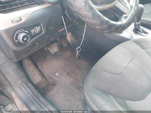 Jeep Cherokee Latitude 2015 1C4PJMCB6FW647718 Image 11
