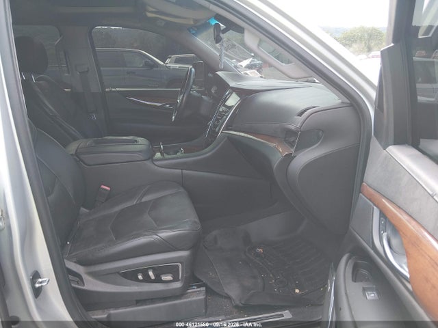 46121580 :رقم المزاد ، 1GYS4MKJ3FR665466 vin ، 2015 Cadillac Escalade Luxury مزاد بيع