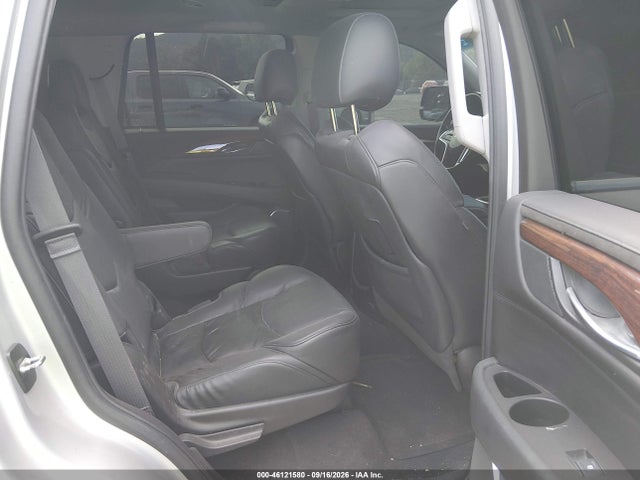 46121580 :رقم المزاد ، 1GYS4MKJ3FR665466 vin ، 2015 Cadillac Escalade Luxury مزاد بيع
