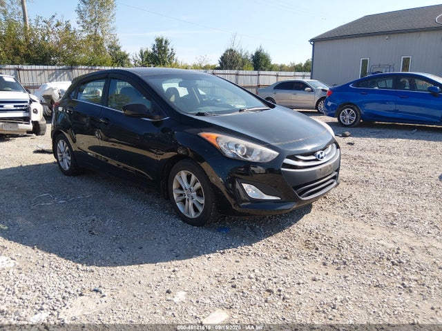 2013 Hyundai Elantra Gt მანქანა იყიდება აუქციონზე, vin: KMHD35LE5DU040887, აუქციონის ნომერი: 46121619
