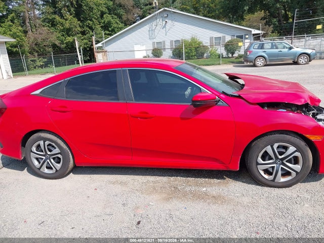 Продажа на аукционе авто 2016 Honda Civic Lx, vin: 2HGFC2F52GH526850, номер лота: 46121621