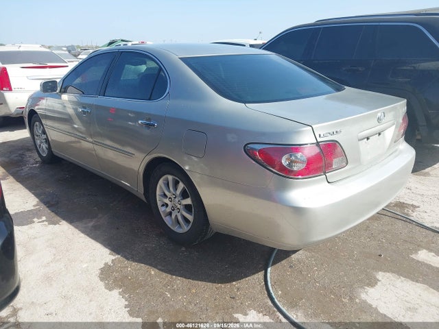 46121628 :رقم المزاد ، JTHBF30G125033051 vin ، 2002 Lexus Es 300 مزاد بيع
