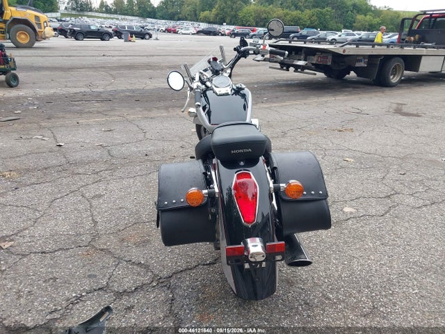 46121640 :رقم المزاد ، JH2RC50314M000312 vin ، 2004 Honda Vt750 Ca مزاد بيع